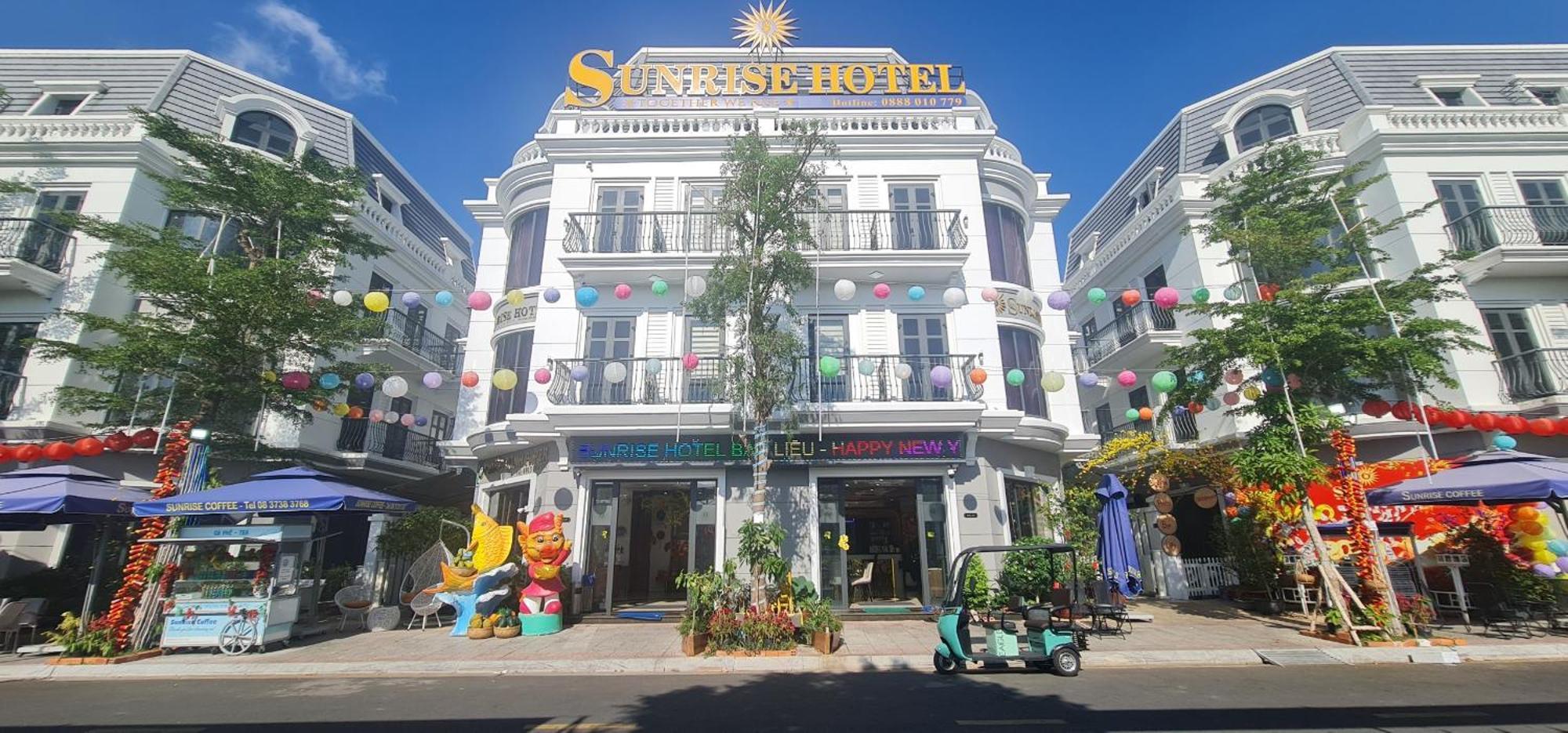 Sunrise Hotel Bac Lieu エクステリア 写真
