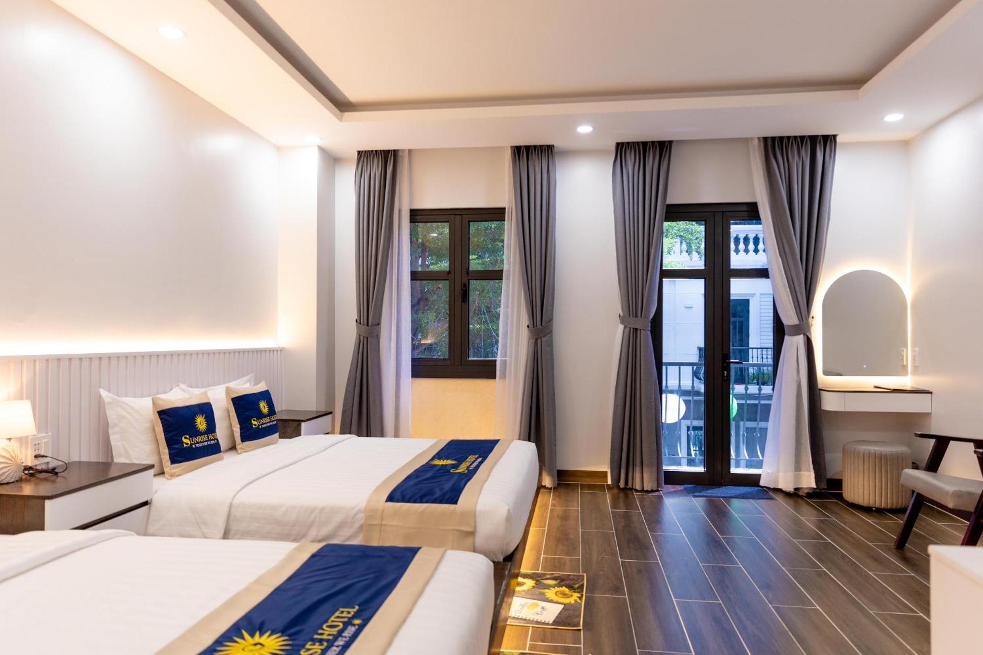 Sunrise Hotel Bac Lieu エクステリア 写真