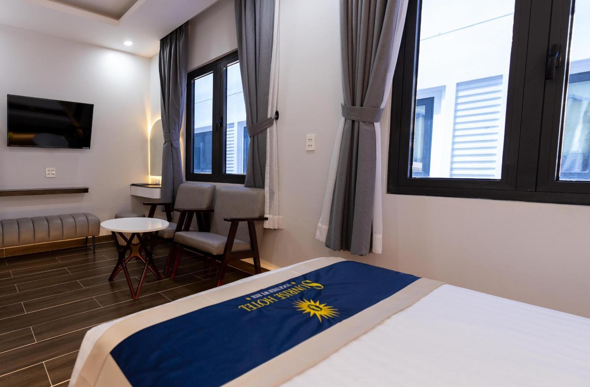 Sunrise Hotel Bac Lieu エクステリア 写真